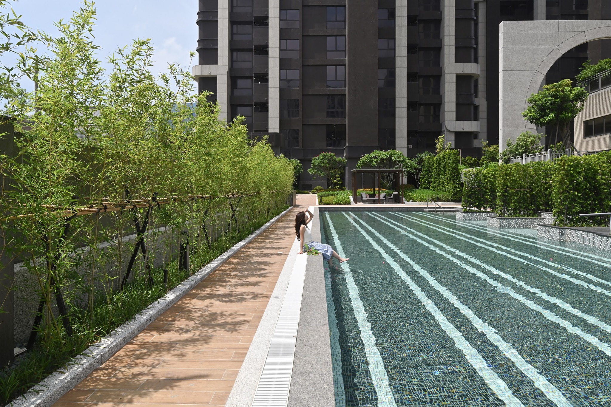 561111381 1389310183201818 3385918575713532629 N