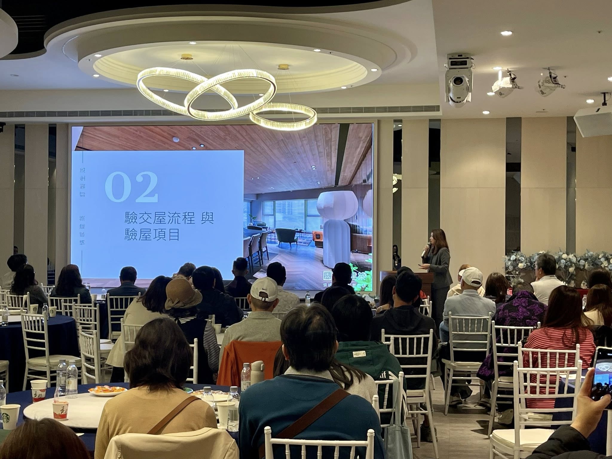 600358053 1447424194057083 8768100931131294273 N